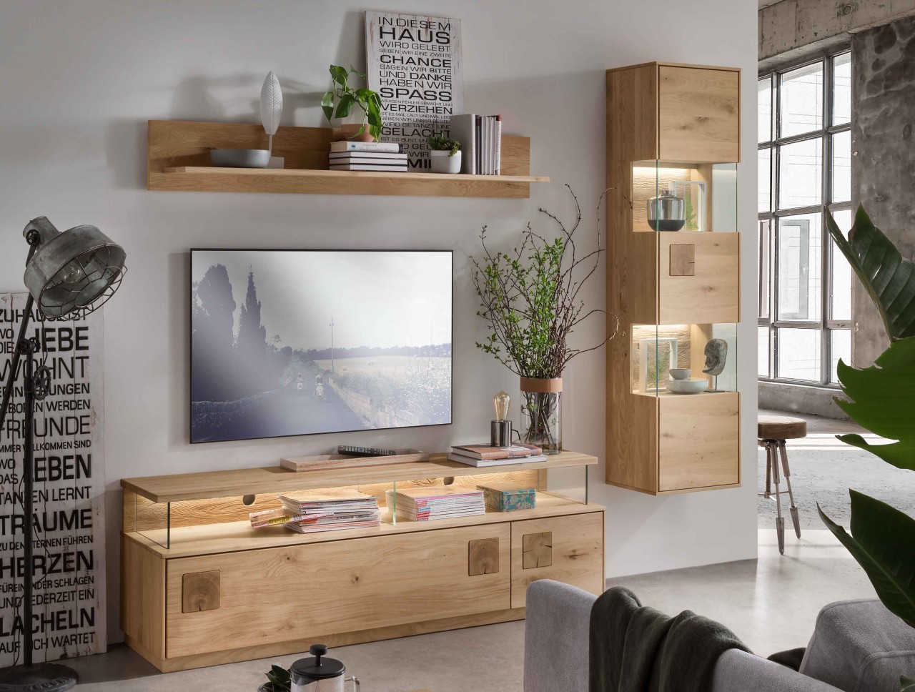 Davos Wohnwand wildeiche mit Hirnholz