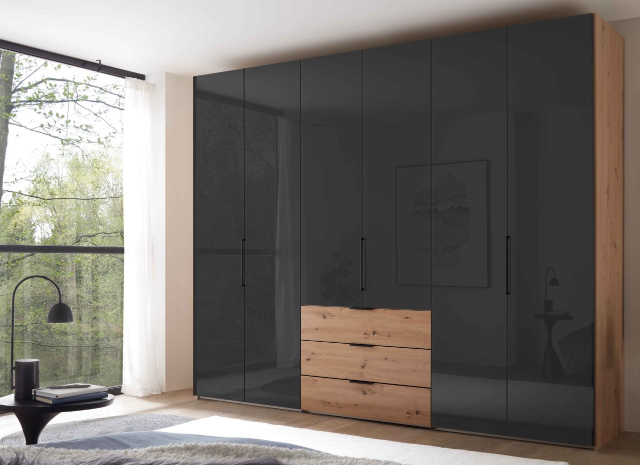 Extenso Kleiderschrank mit Schubladen