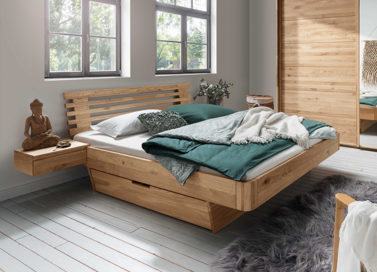 Cleveland Massivholzbett 200x200