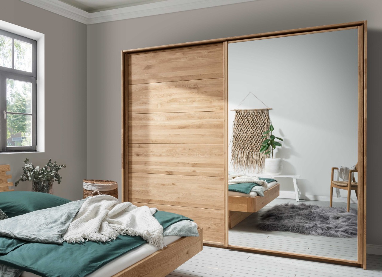 Woodside Kleiderschrank Massivholz