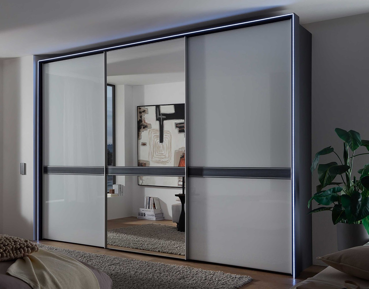 Sinfonie Plus 611 Schwebetürenschrank mit Spiegel