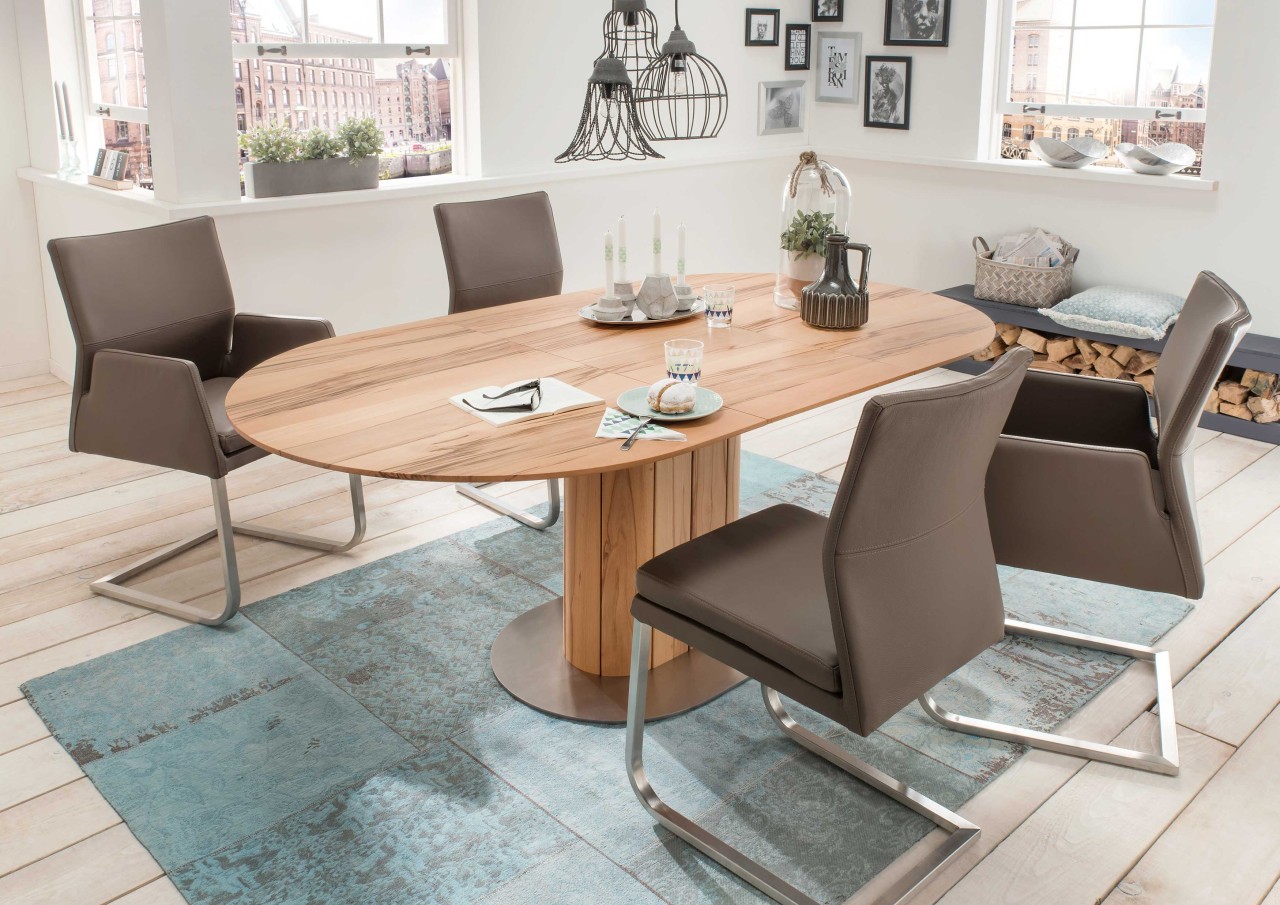 Bastian Esstisch oval nussbaum