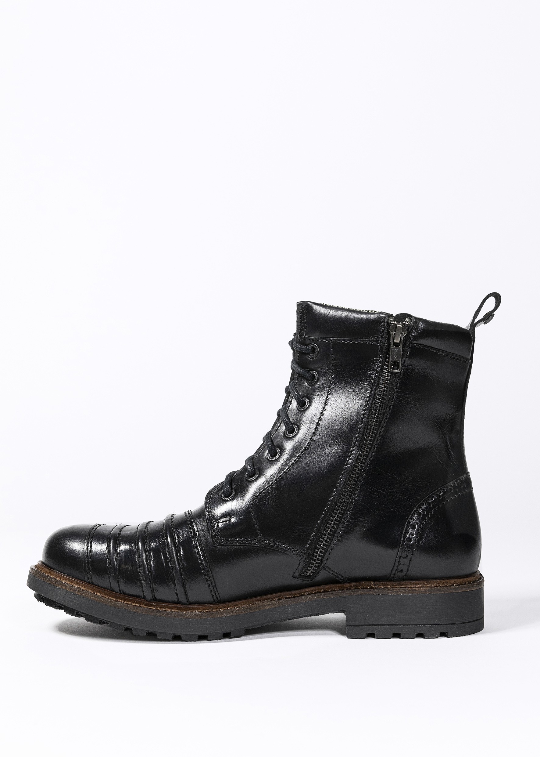 Schuhe John Doe Falcon