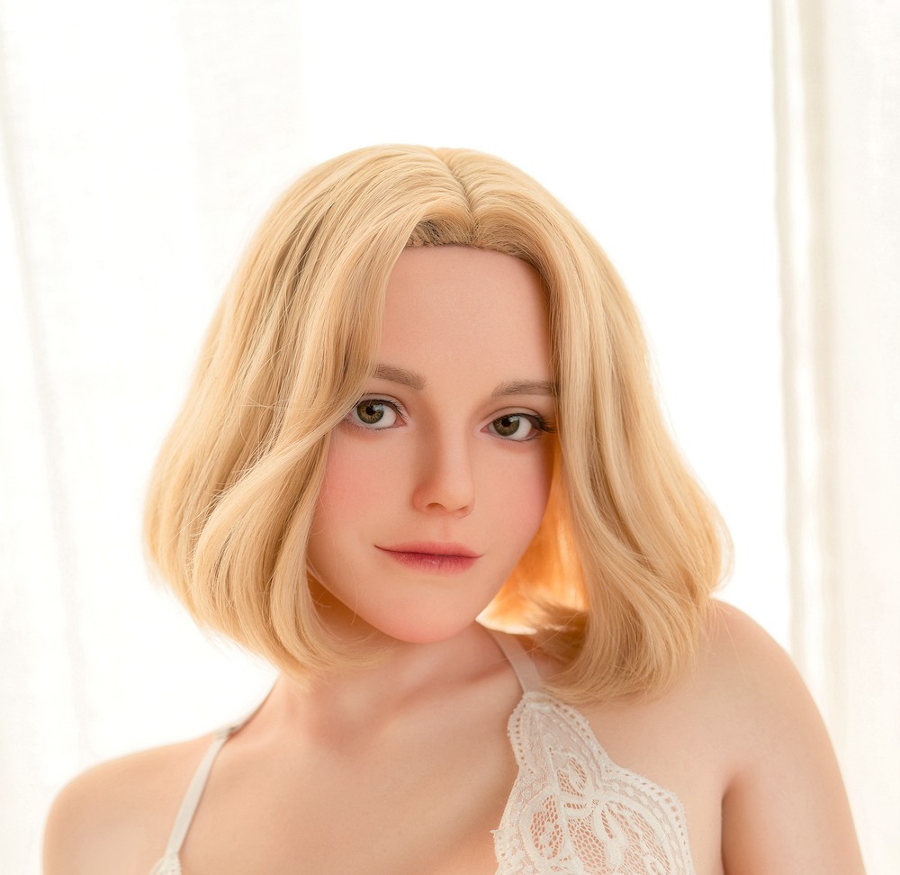 Silikon Sexpuppe Samantha mit beweglichem Kiefer