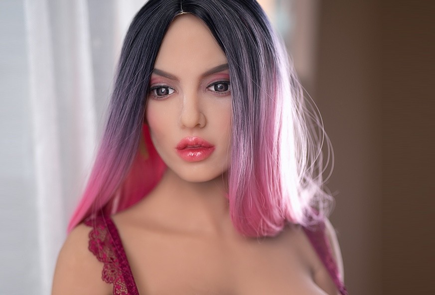 Cassandra von 6YE Doll