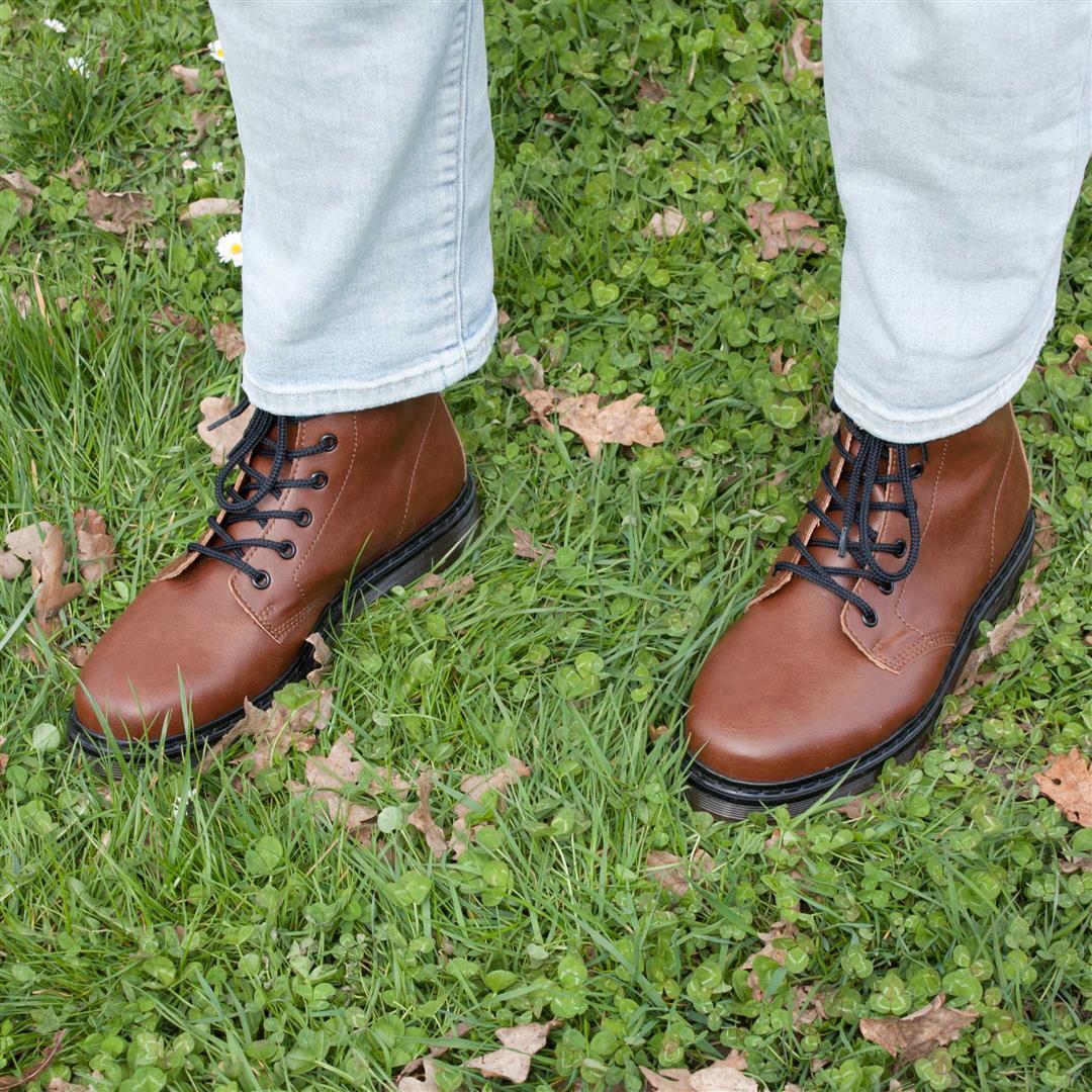 Shoezuu 8 Eye UK Boots nutbrown 40