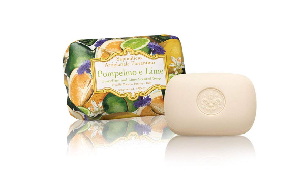 Saponificio Artigianale Fiorentino Seife Grapefruit' gepackt in Geschenkpapier'