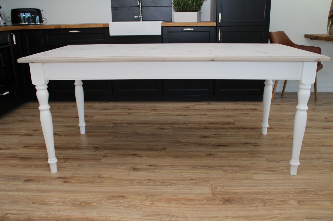 Esstisch 'Cambridge' massives Kiefernholz im Landhausstil