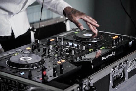 Pioneer DJ auf Raten bestellen